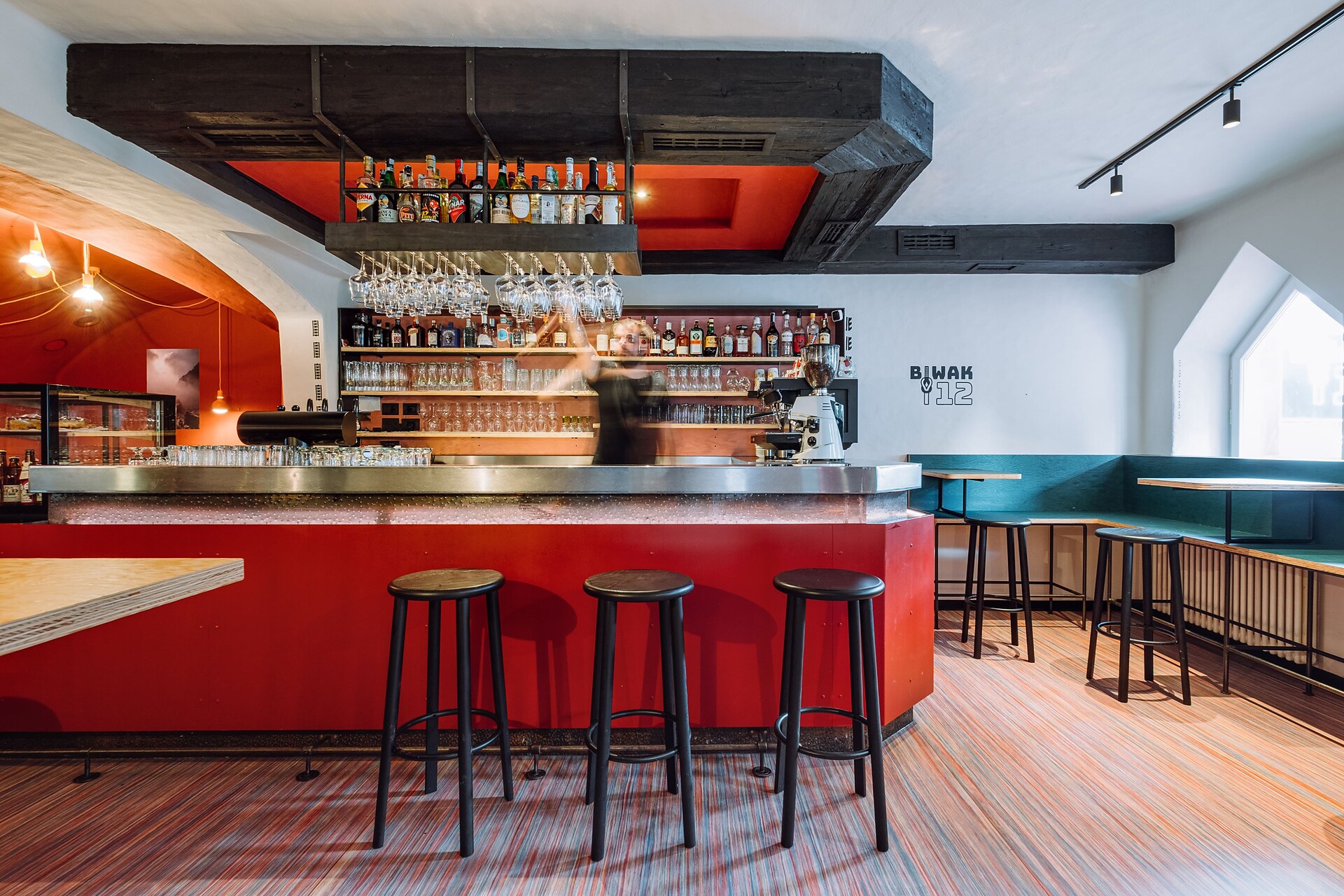Bar Biwak 12