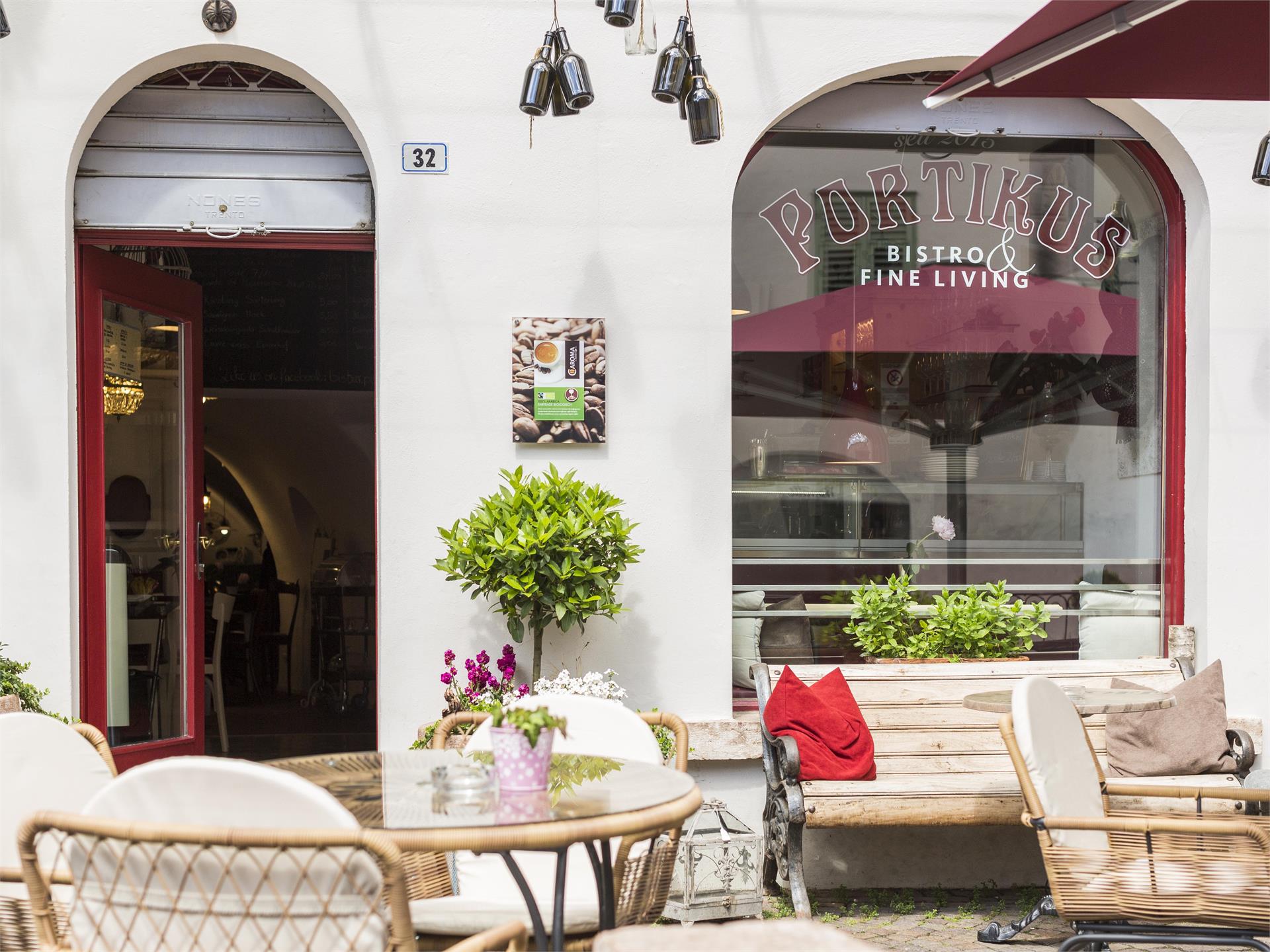 Bistro Portikus Neumarkt/Egna 1 suedtirol.info