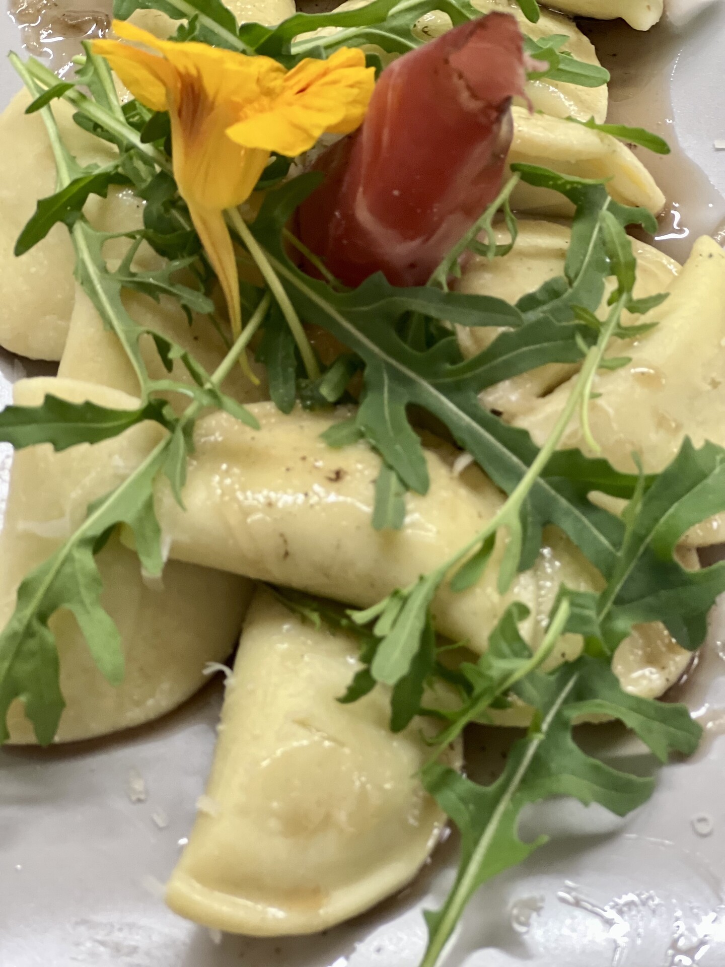 Bar Bistro Martell Mountains