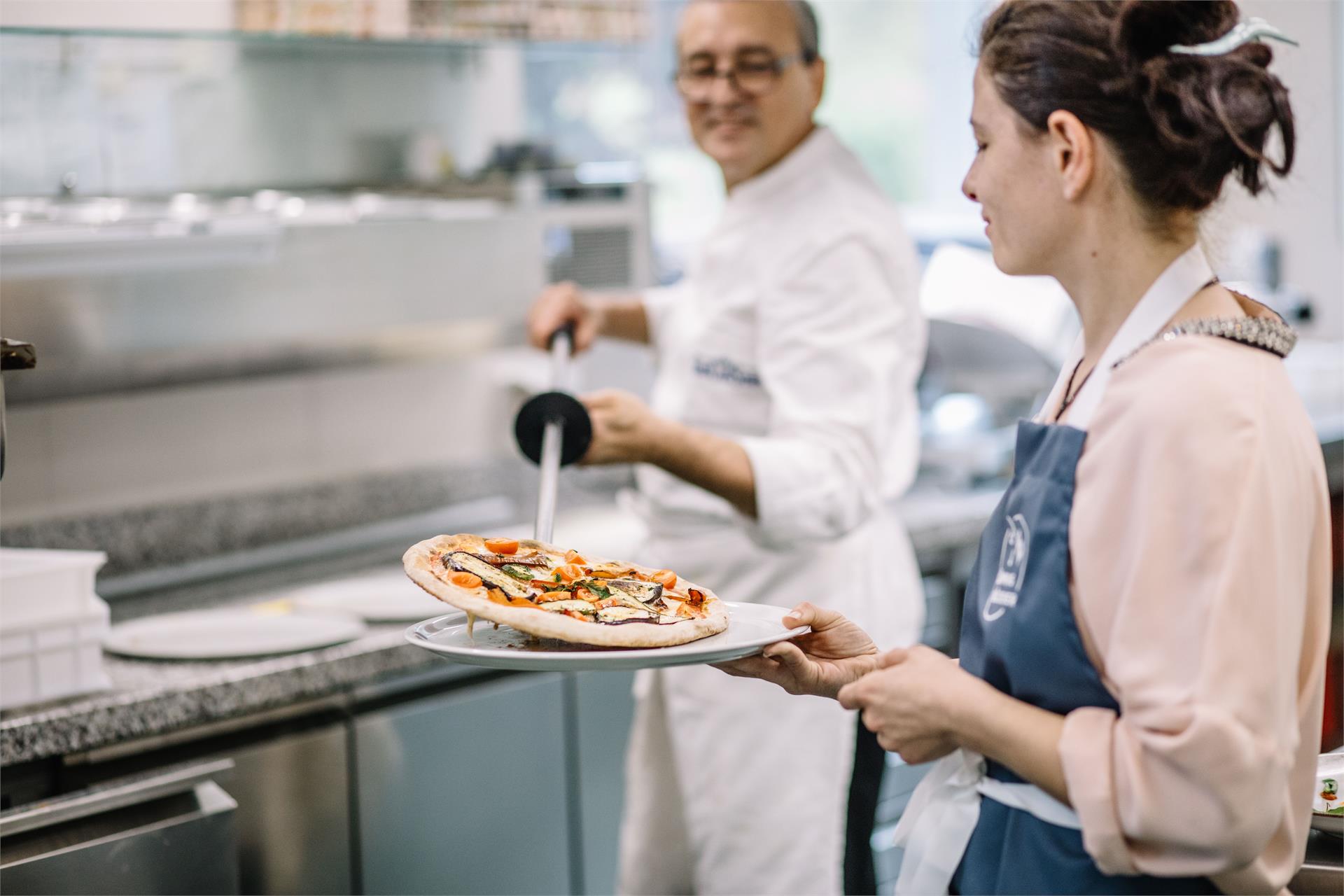 Bistro, Restaurant & Pizzeria at the Camping Passeier St.Martin in Passeier/San Martino in Passiria 14 suedtirol.info