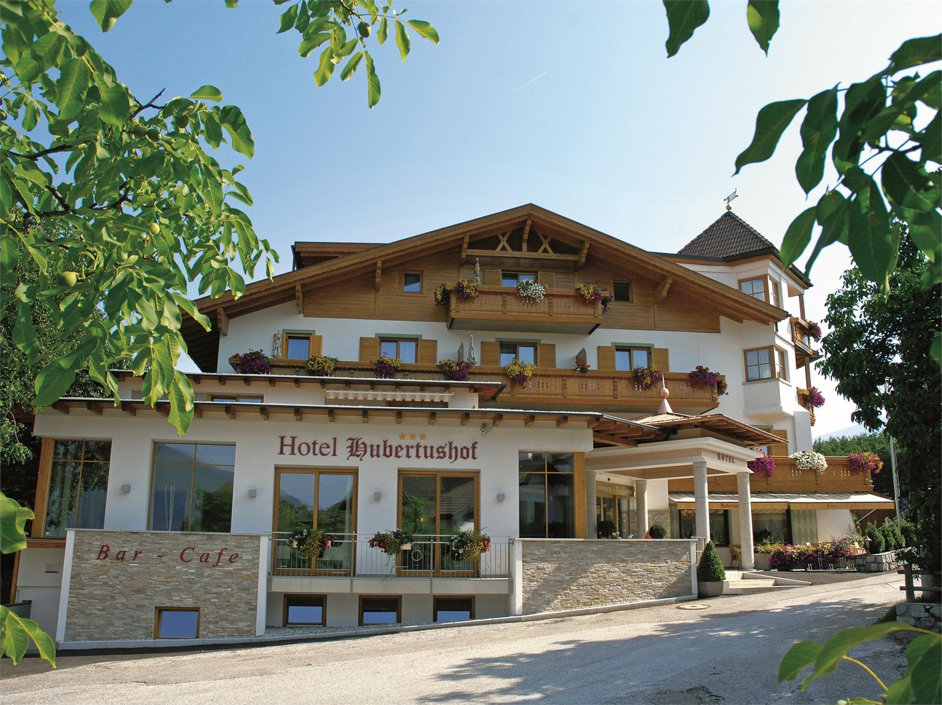 Café Bar Hubertushof Natz-Schabs/Naz-Sciaves 1 suedtirol.info