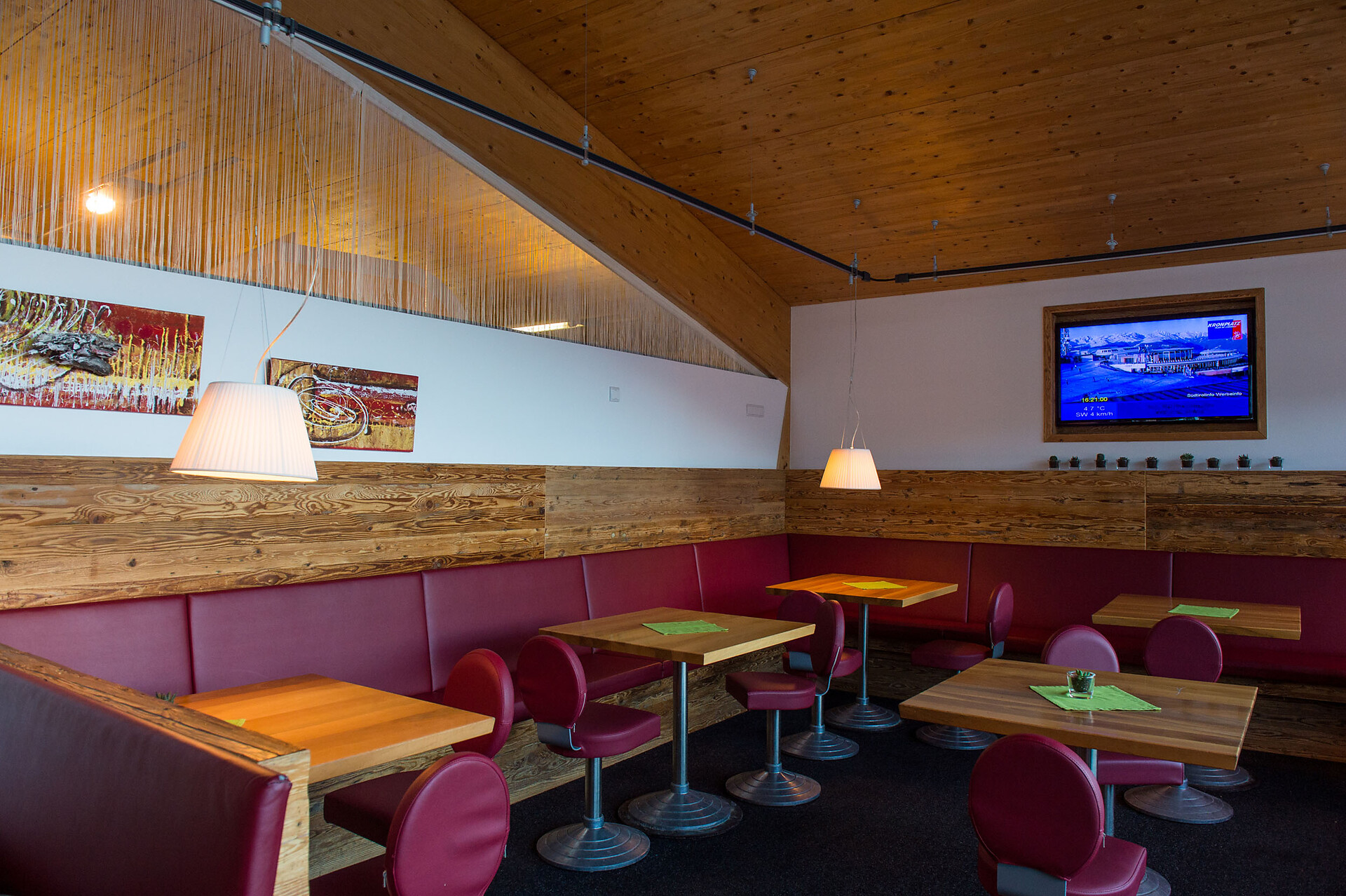 Cafe Treff Reischach - Dolomitenregion Kronplatz - #12 - suedtirol.info