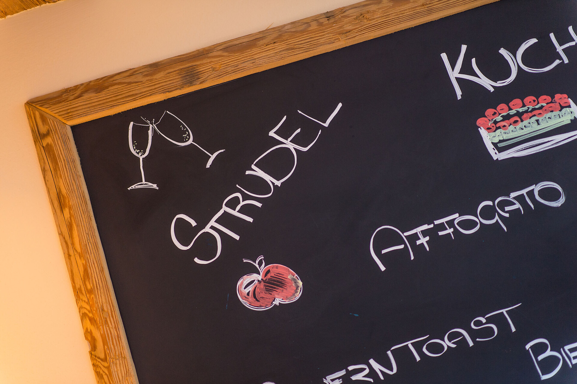 Cafe Treff Reischach - Dolomitenregion Kronplatz - #9 - suedtirol.info