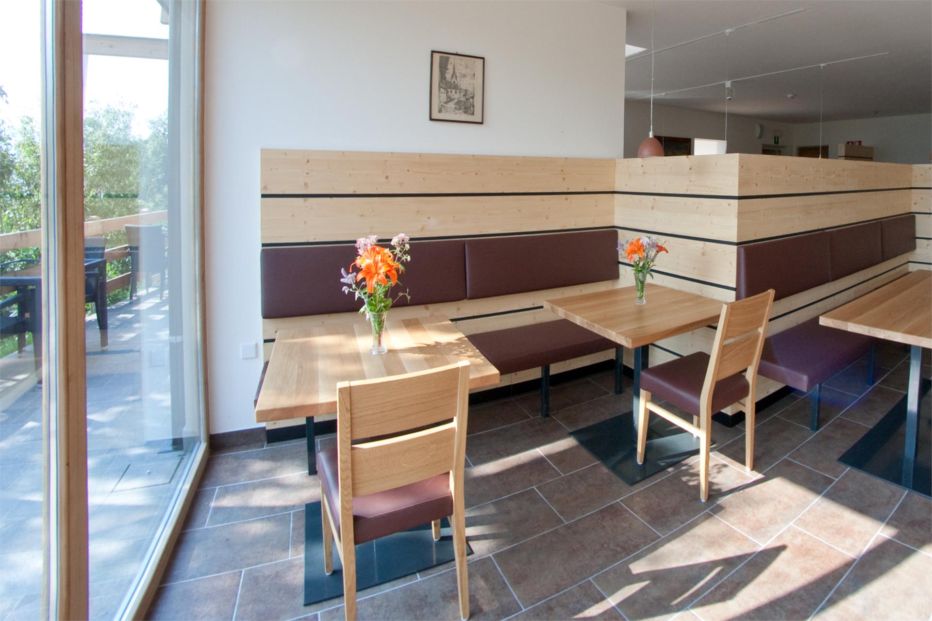 Cafè - Bistro Aqualis Marling 3 suedtirol.info