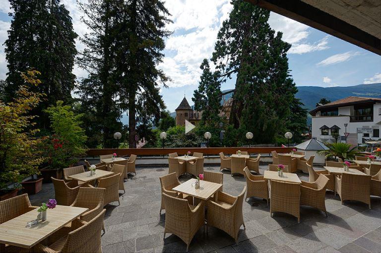 Café Ice cream parlour Taufenbrunn Partschins/Parcines 2 suedtirol.info