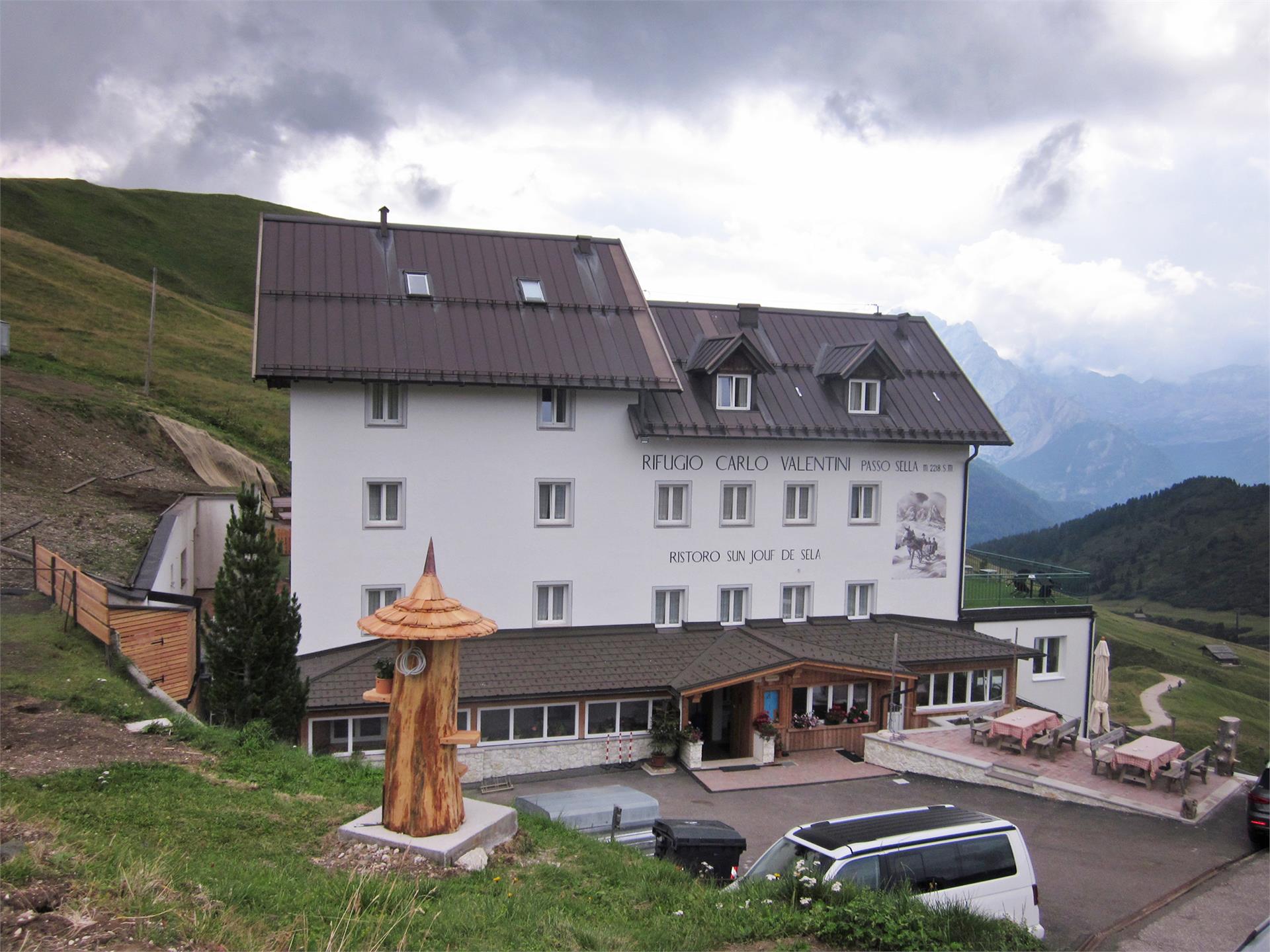 Carlo Valentini Hut Sëlva/Selva 1 suedtirol.info