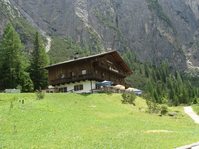Dreischusterhütte Sexten/Sesto 1 suedtirol.info