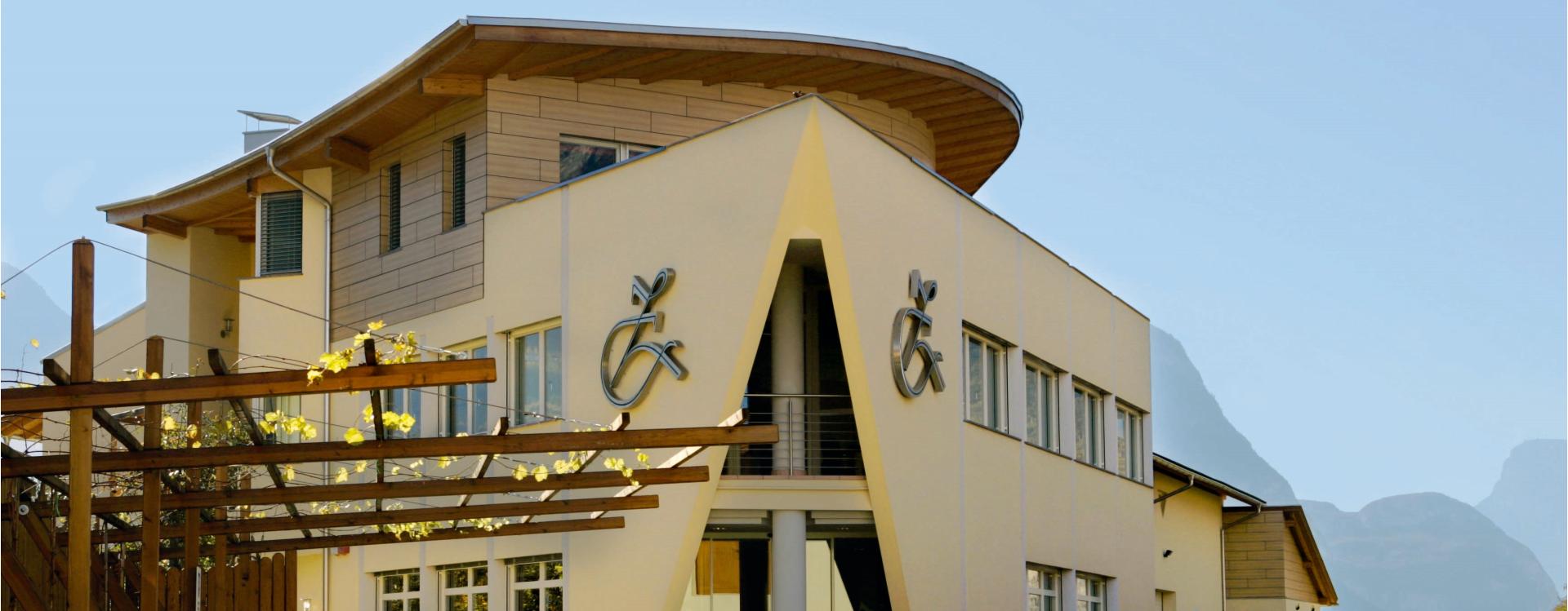 Fr. Kupelwieser Kurtinig an der Weinstraße/Cortina sulla Strada del Vino 1 suedtirol.info