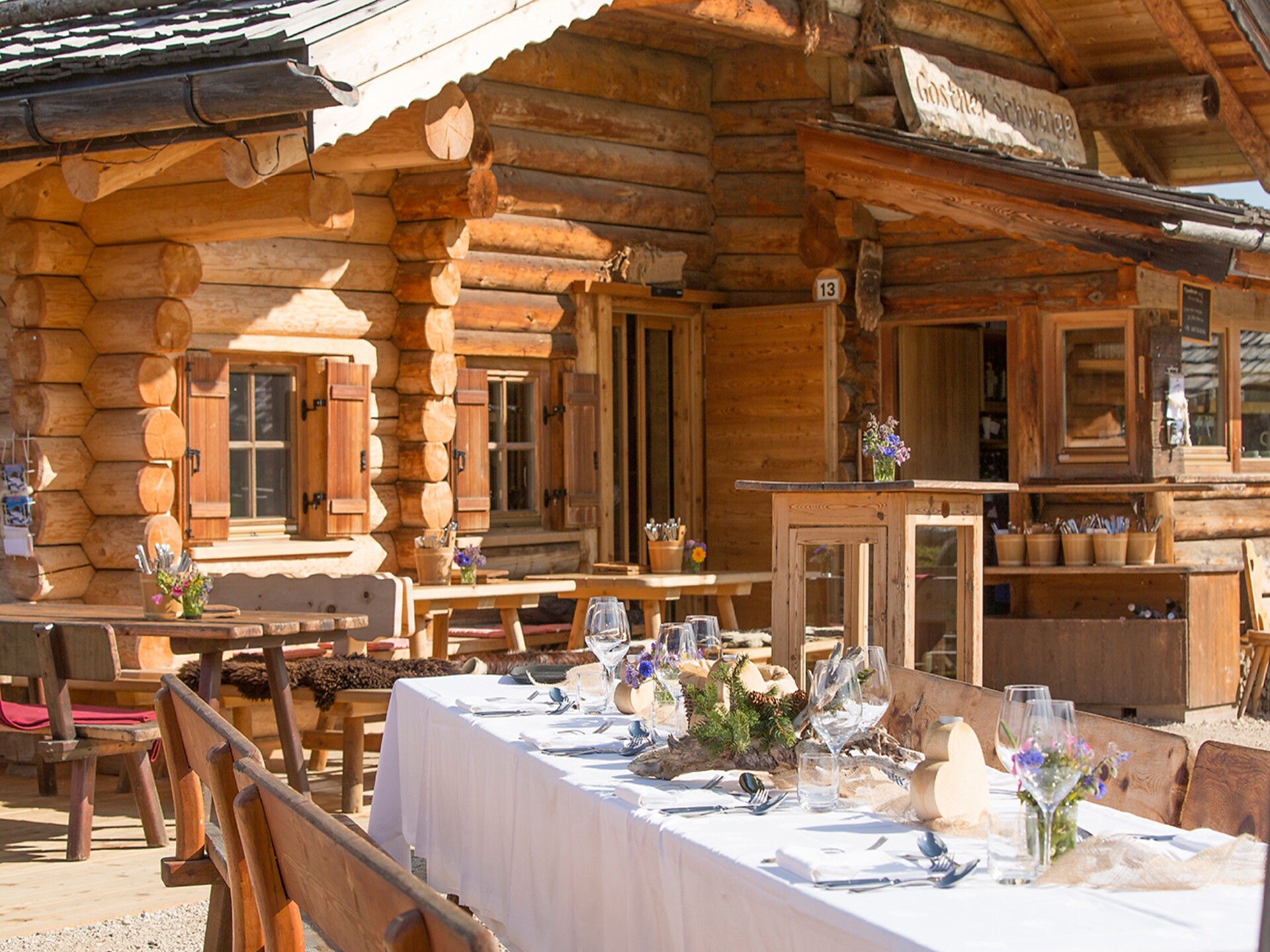 Gedeckter Tisch