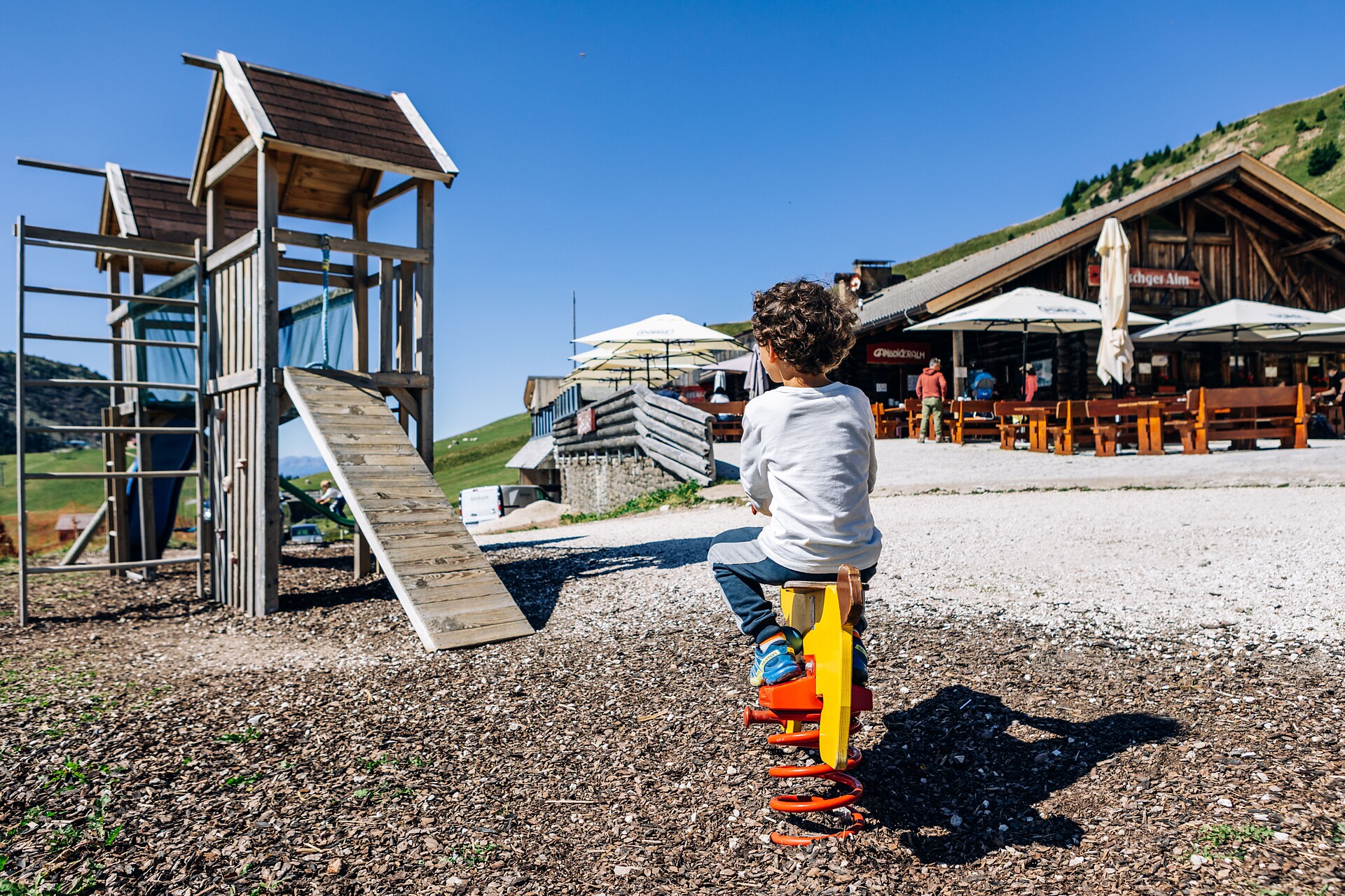 Malga Ganischger – The Mountain Party - Regione dolomitica Val d'Ega - #8 - suedtirol.info