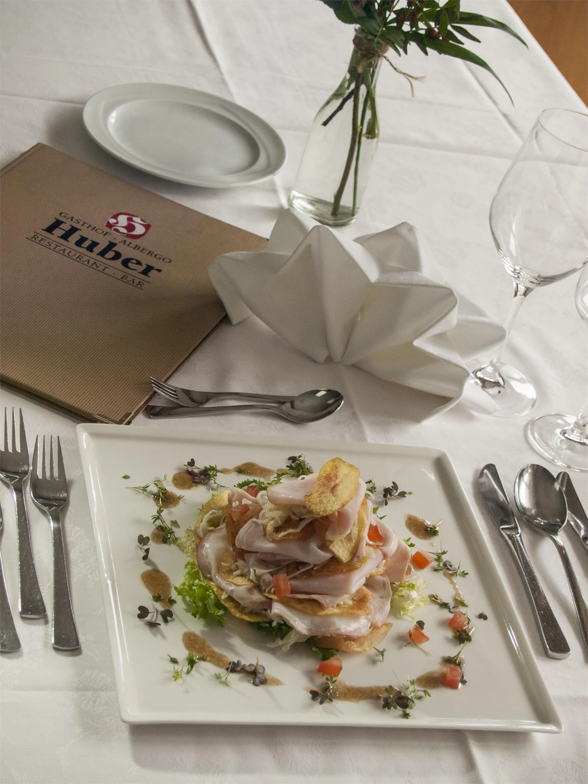 Albergo Huber Braies 5 suedtirol.info