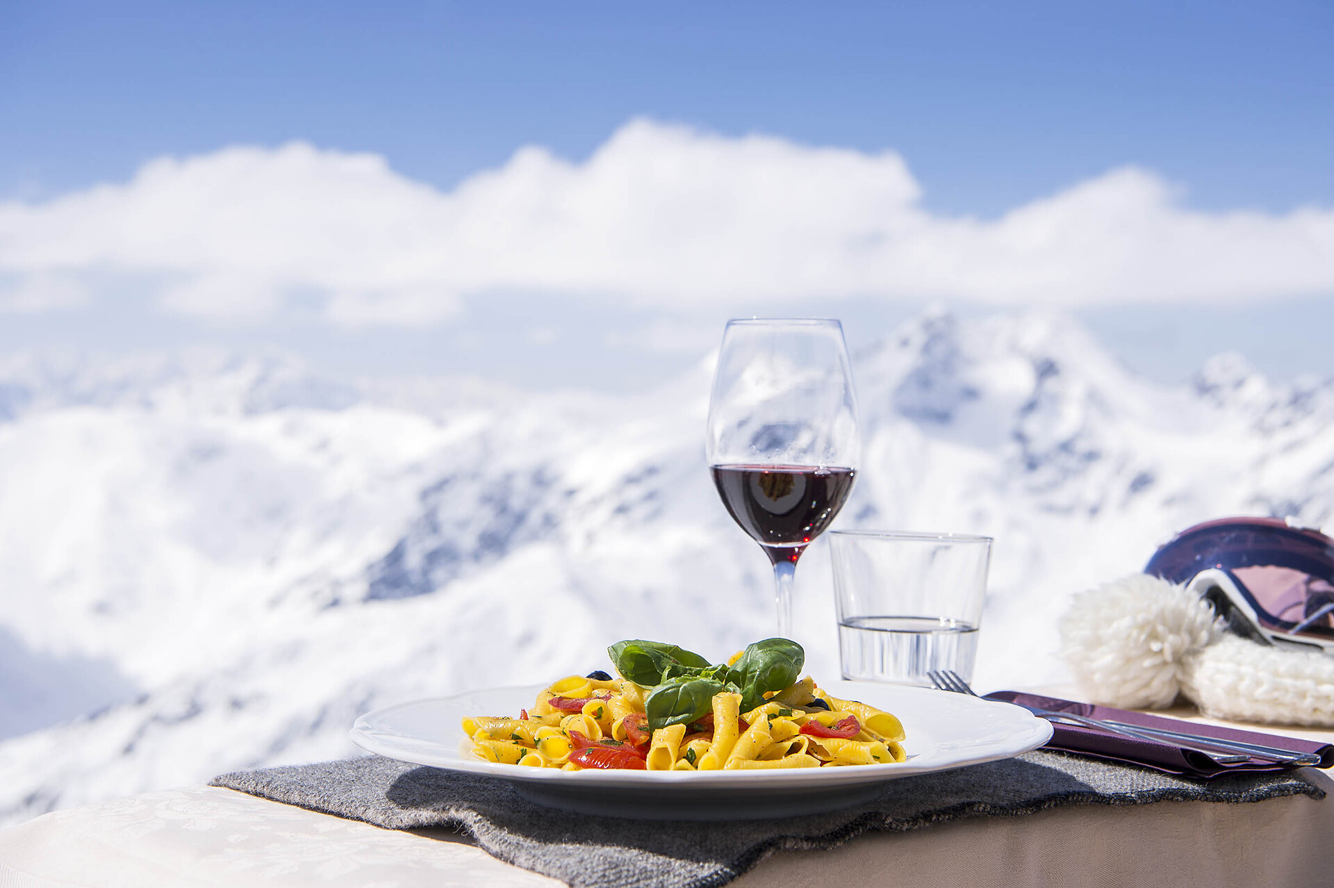 Restaurant Glacier Hotel Grawand