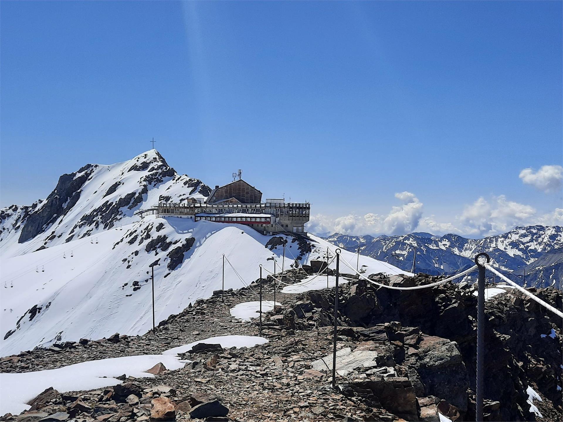 Glacier Hotel Grawand Schnals 1 suedtirol.info
