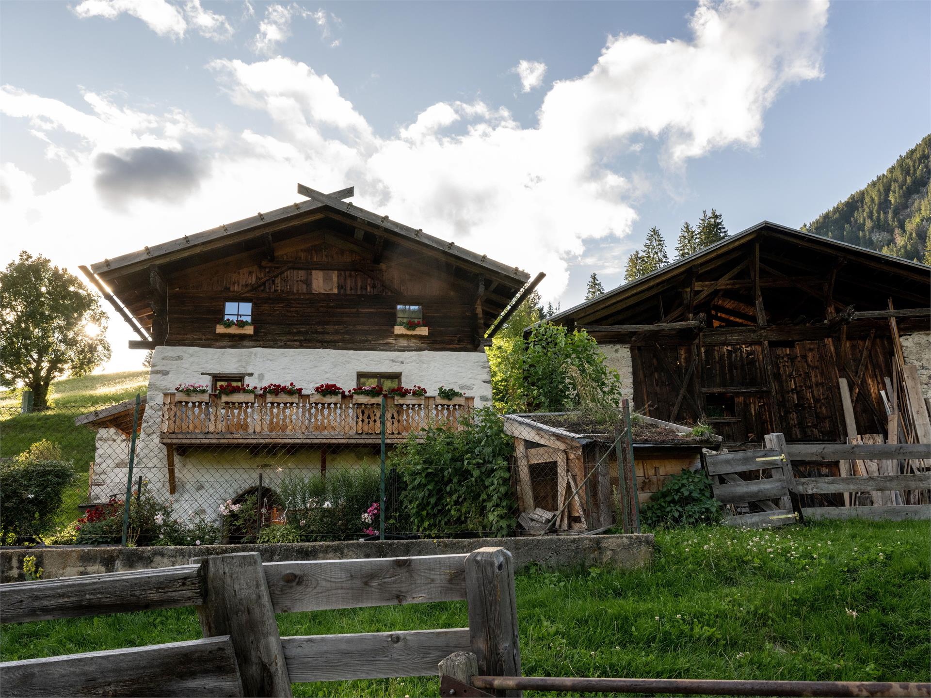 Gsteier - mountain inn Schenna/Scena 2 suedtirol.info