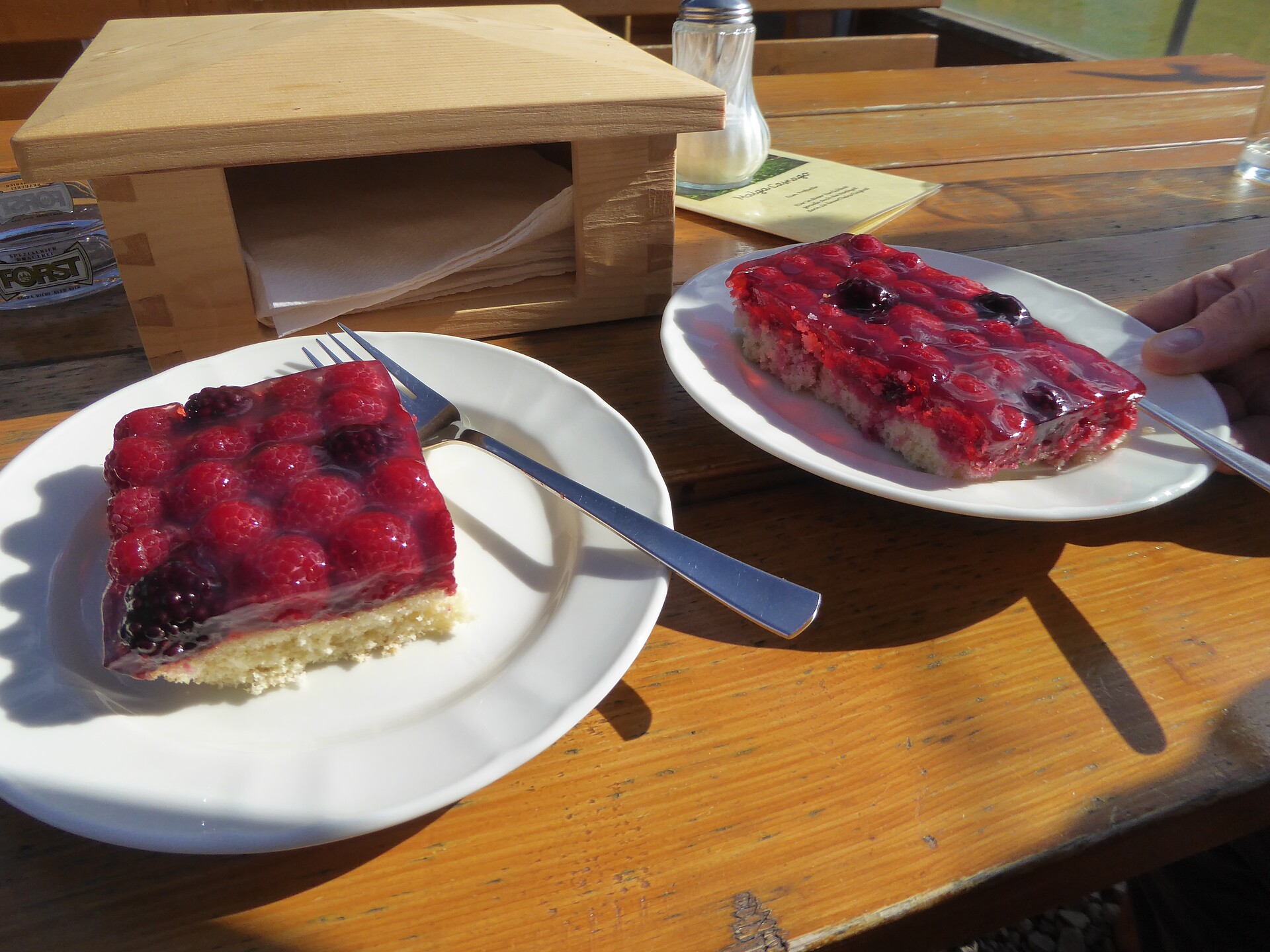 rasperry cake