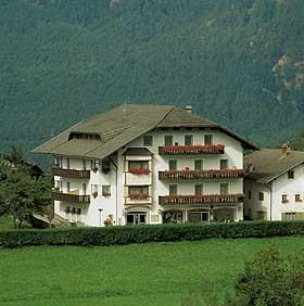Gasthof Pension Alpenrose Rodeneck/Rodengo 1 suedtirol.info