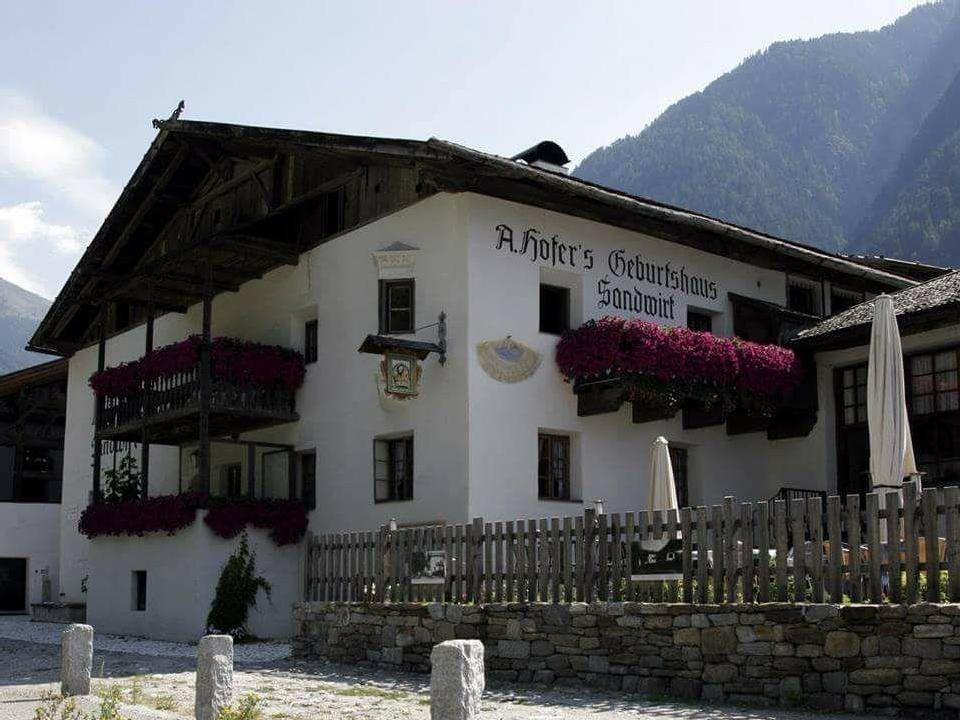 Sandwirt Inn St.Leonhard in Passeier/San Leonardo in Passiria 1 suedtirol.info