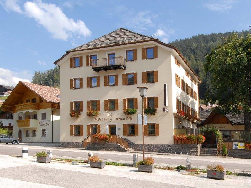 Gasthof Zum weissen Rössl Sarntal 1 suedtirol.info