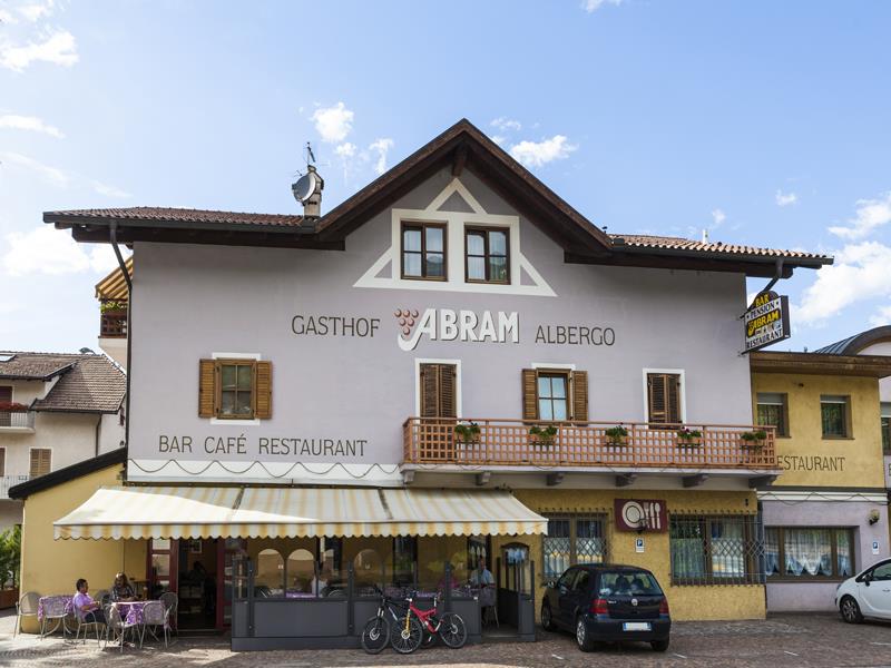 Gasthof Abram Auer/Ora 1 suedtirol.info