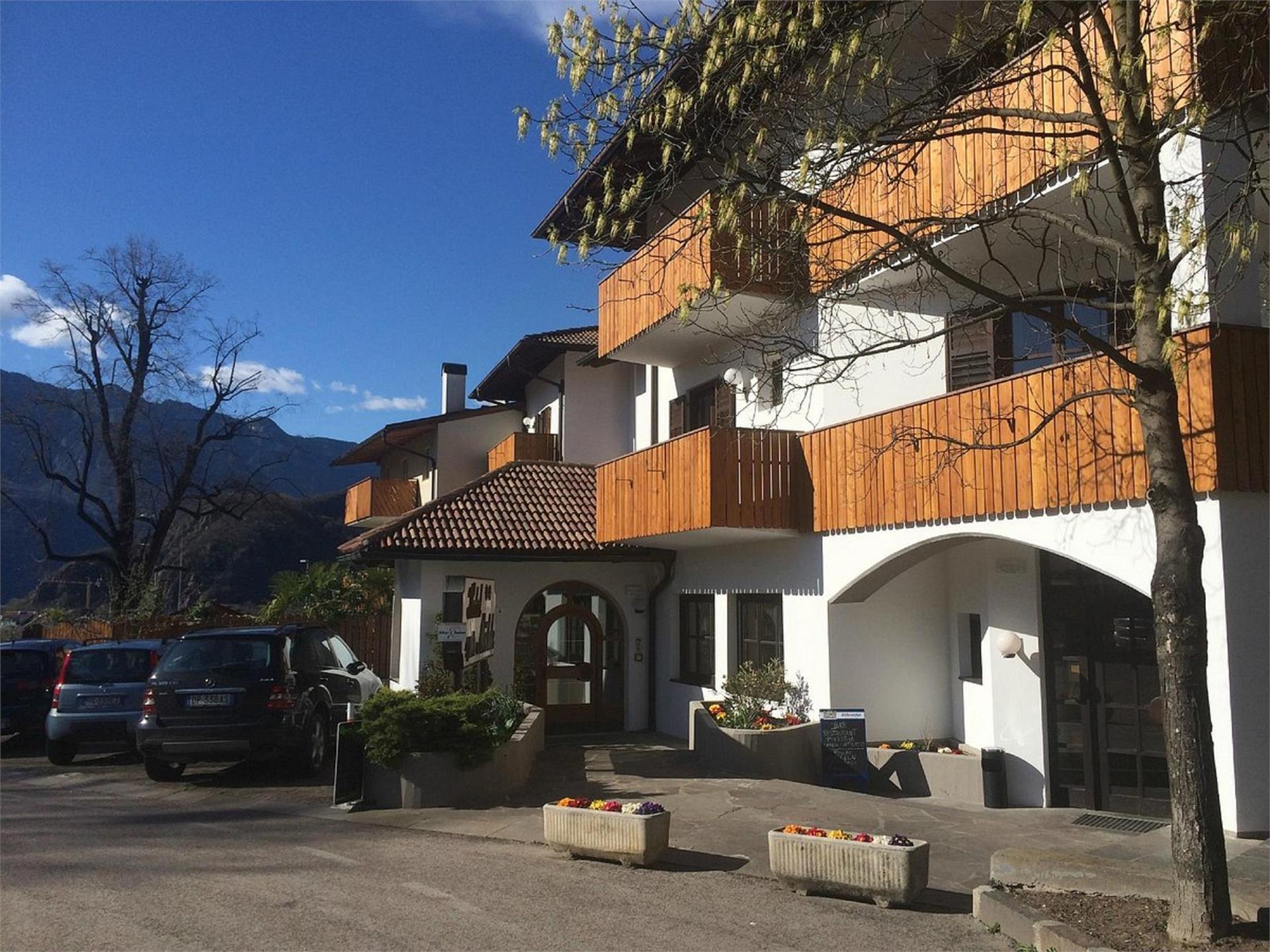 Inn & Restaurant "Zur Mühle" Auer/Ora 1 suedtirol.info