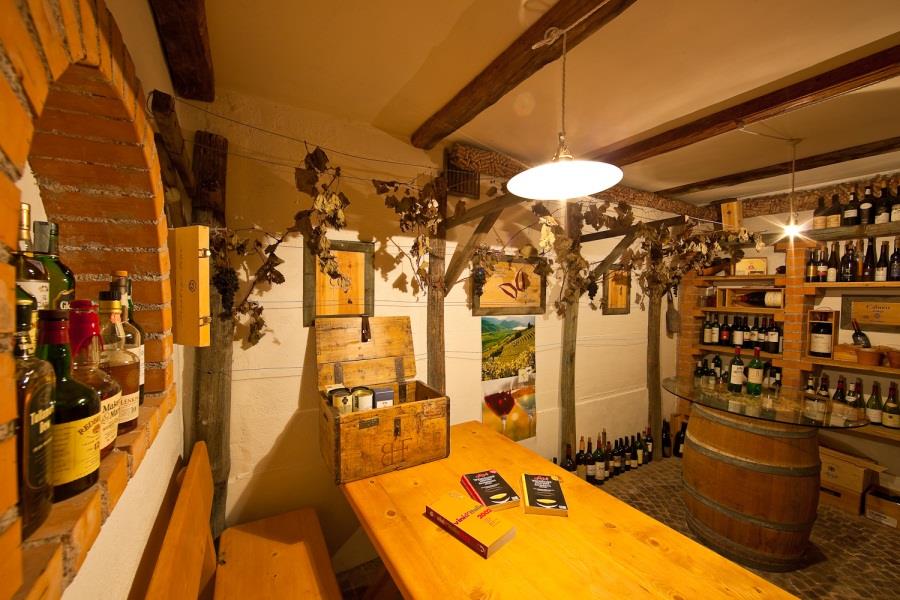 Albergo/Ristorante/Pizzeria Terzer Cortaccia sulla Strada del Vino 11 suedtirol.info