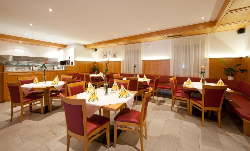 Albergo/Ristorante/Pizzeria Terzer Cortaccia sulla Strada del Vino 4 suedtirol.info
