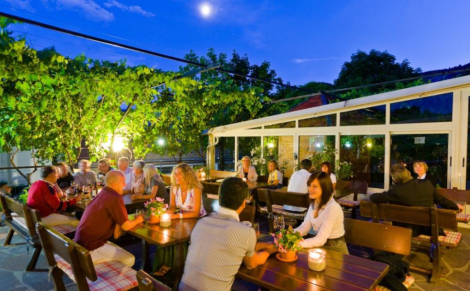 Albergo/Ristorante/Pizzeria Terzer Cortaccia sulla Strada del Vino 12 suedtirol.info