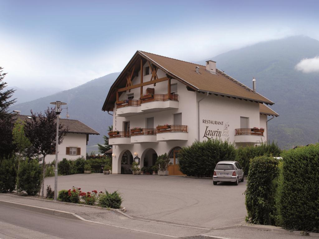 Gasthaus Laurin Latsch 1 suedtirol.info