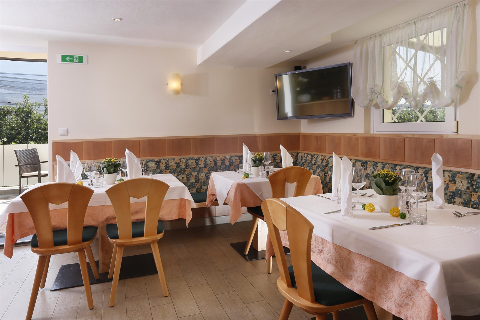 Gasthof-Pension Rosemarie Marling 4 suedtirol.info