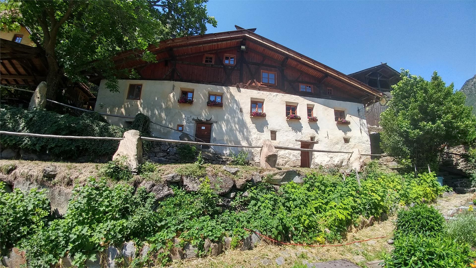 Gasthaus Schlosswirt Kastelbell-Tschars 5 suedtirol.info