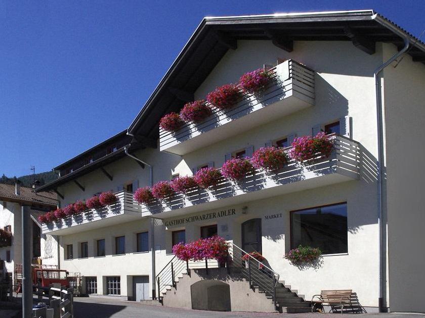 Albergo Aquila nera Prato allo Stelvio 1 suedtirol.info