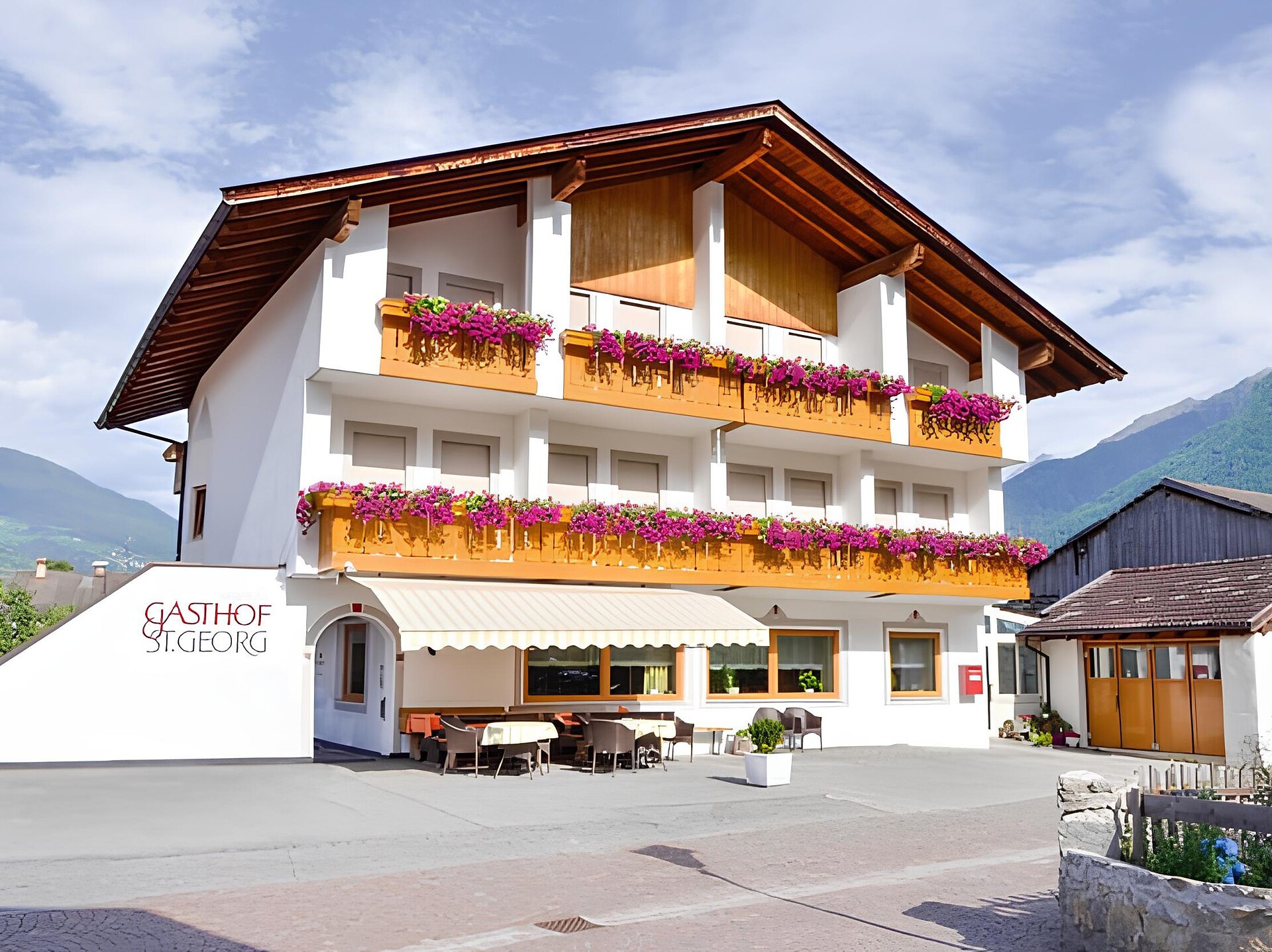 Albergo St. Giorgio - Val Venosta - #1 - suedtirol.info