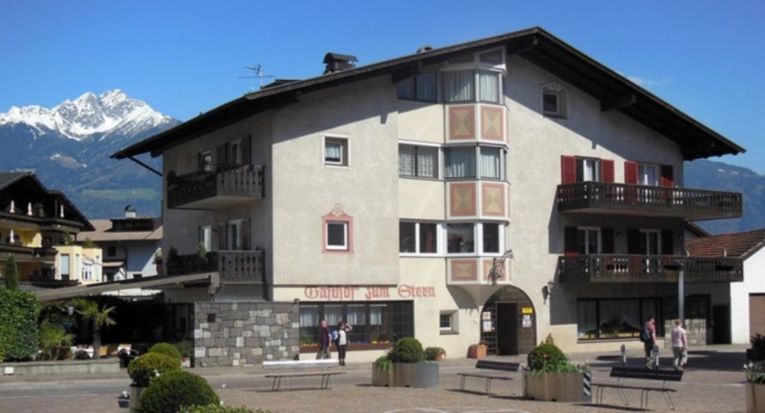 Gasthof Zum Stern Algund 2 suedtirol.info