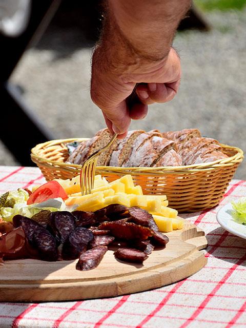 Albergo Hochmuth Tirolo 7 suedtirol.info