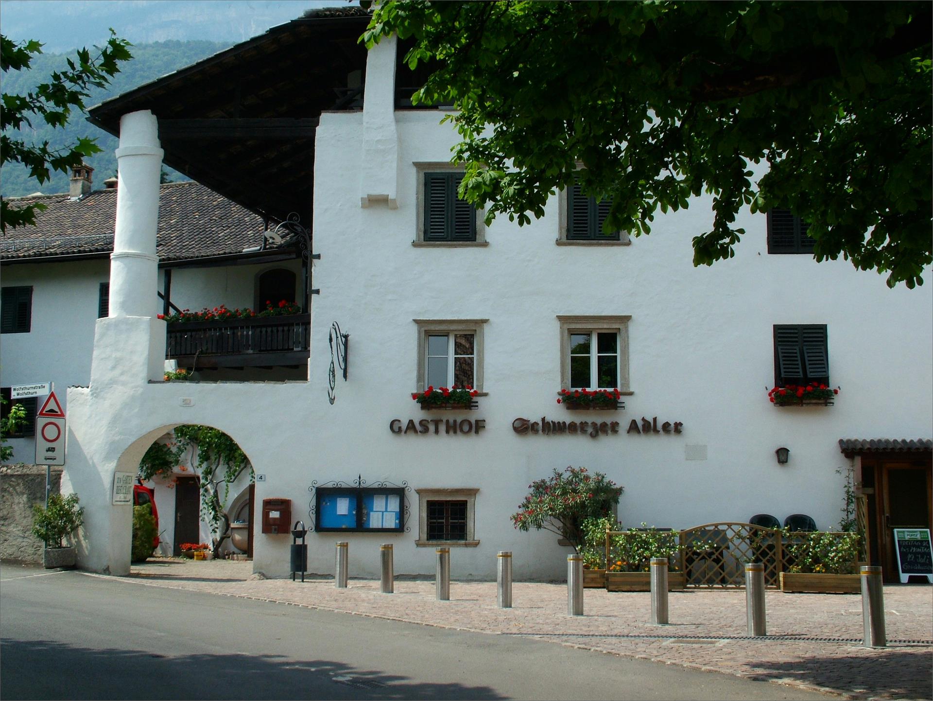 Albergo Aquila Nera Andrian/Andriano 8 suedtirol.info