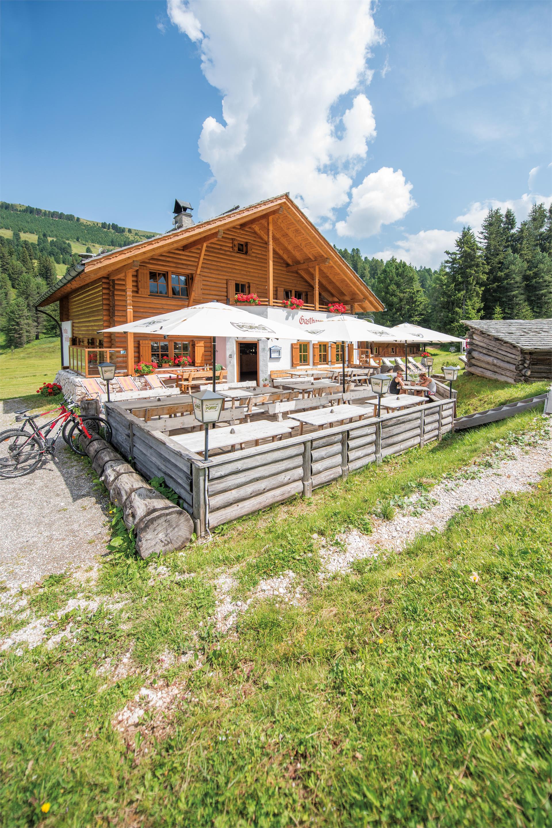 Gasthof Halslhütte Villnöss 4 suedtirol.info