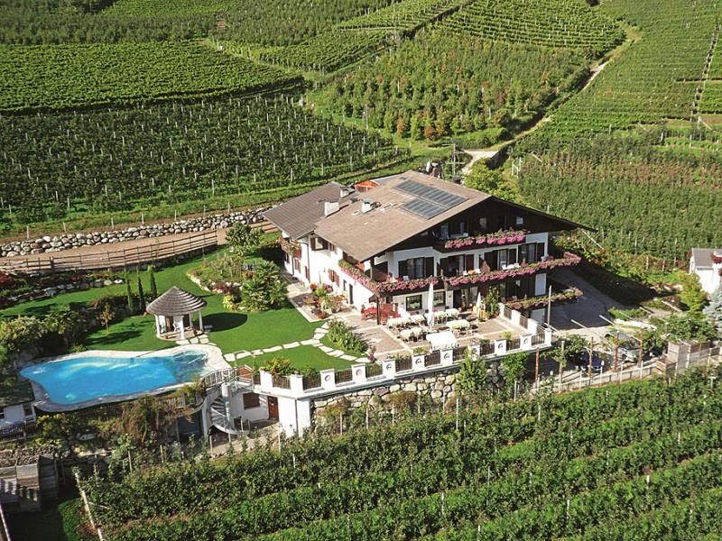 Hotel-Bistro Valtnaungut Tscherms/Cermes 1 suedtirol.info