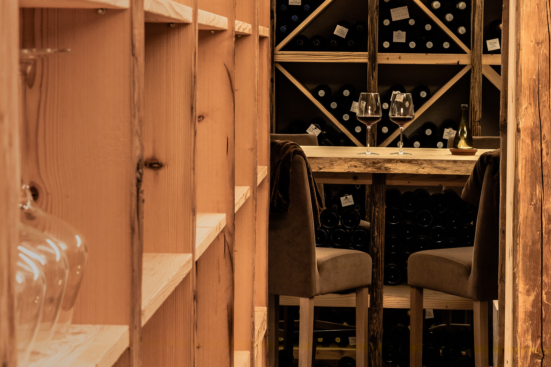 Wine Cellar Emoziun
