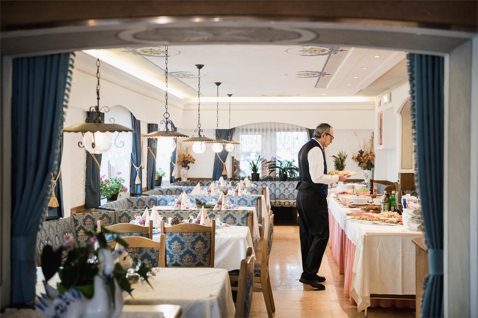 Hotel Monte Cherz Corvara 4 suedtirol.info