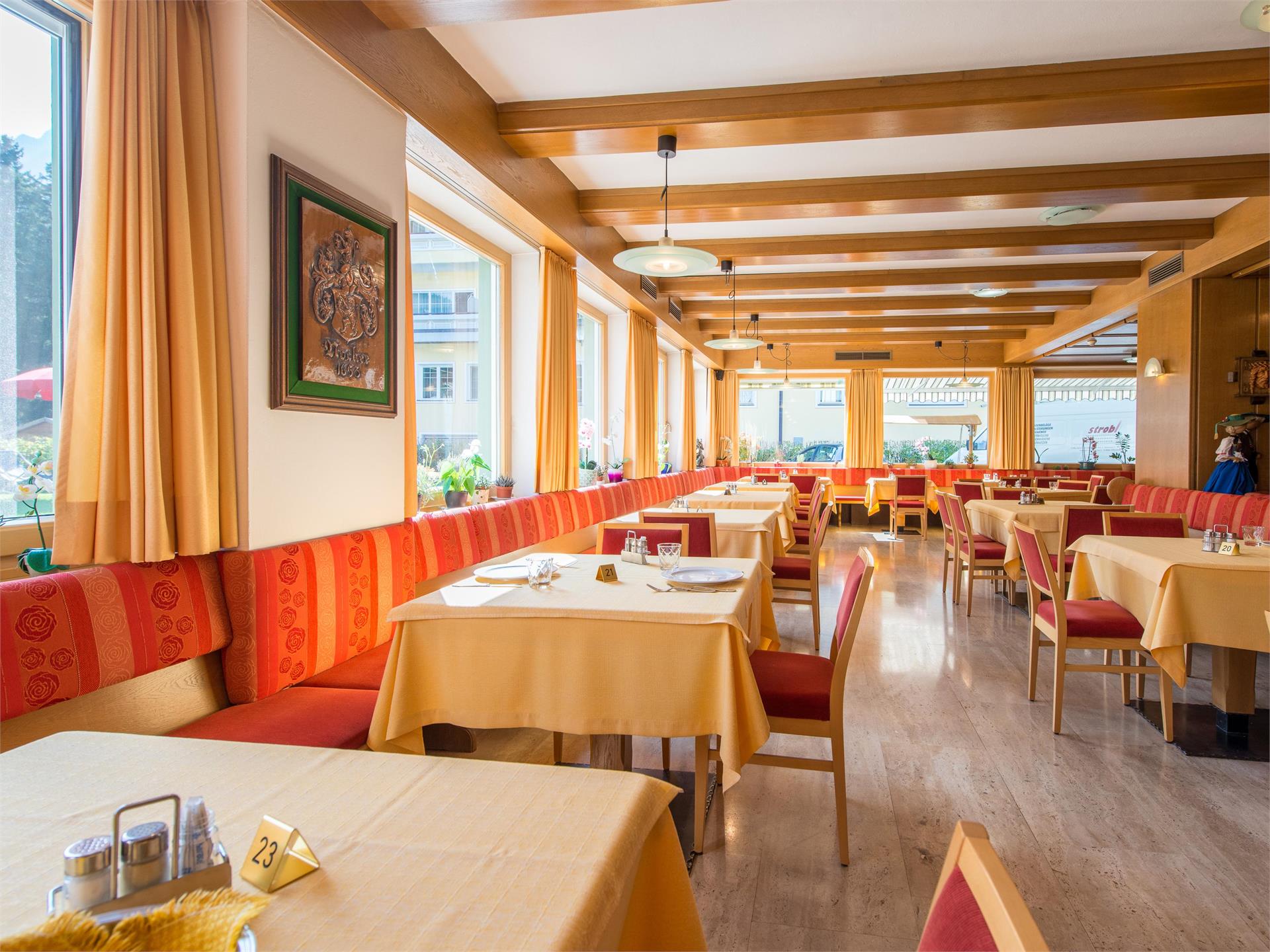 Hotel Ristorante Nocker Toblach/Dobbiaco 1 suedtirol.info