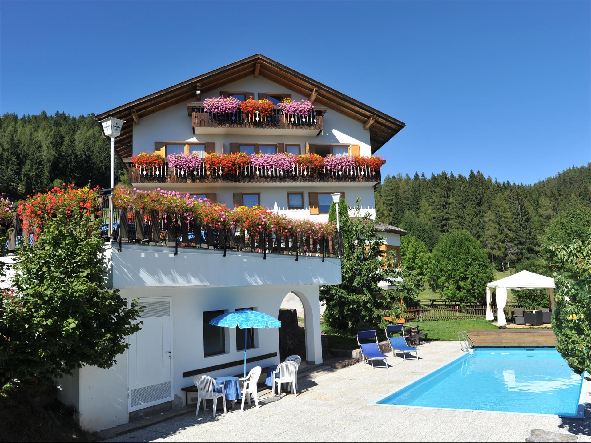 Hotel Langeshof Altrei 1 suedtirol.info
