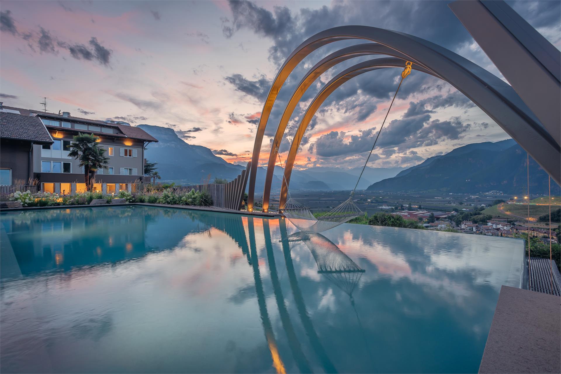 Hotel-Cafe Sigmundskron Eppan an der Weinstraße 14 suedtirol.info