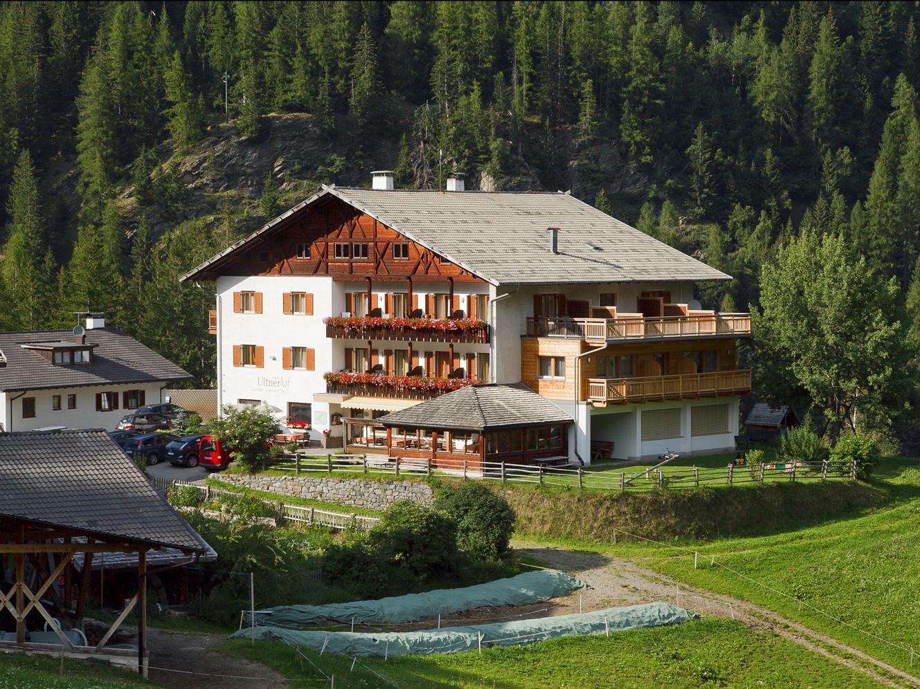 Hotel ristorante Ultnerhof Ultimo 3 suedtirol.info