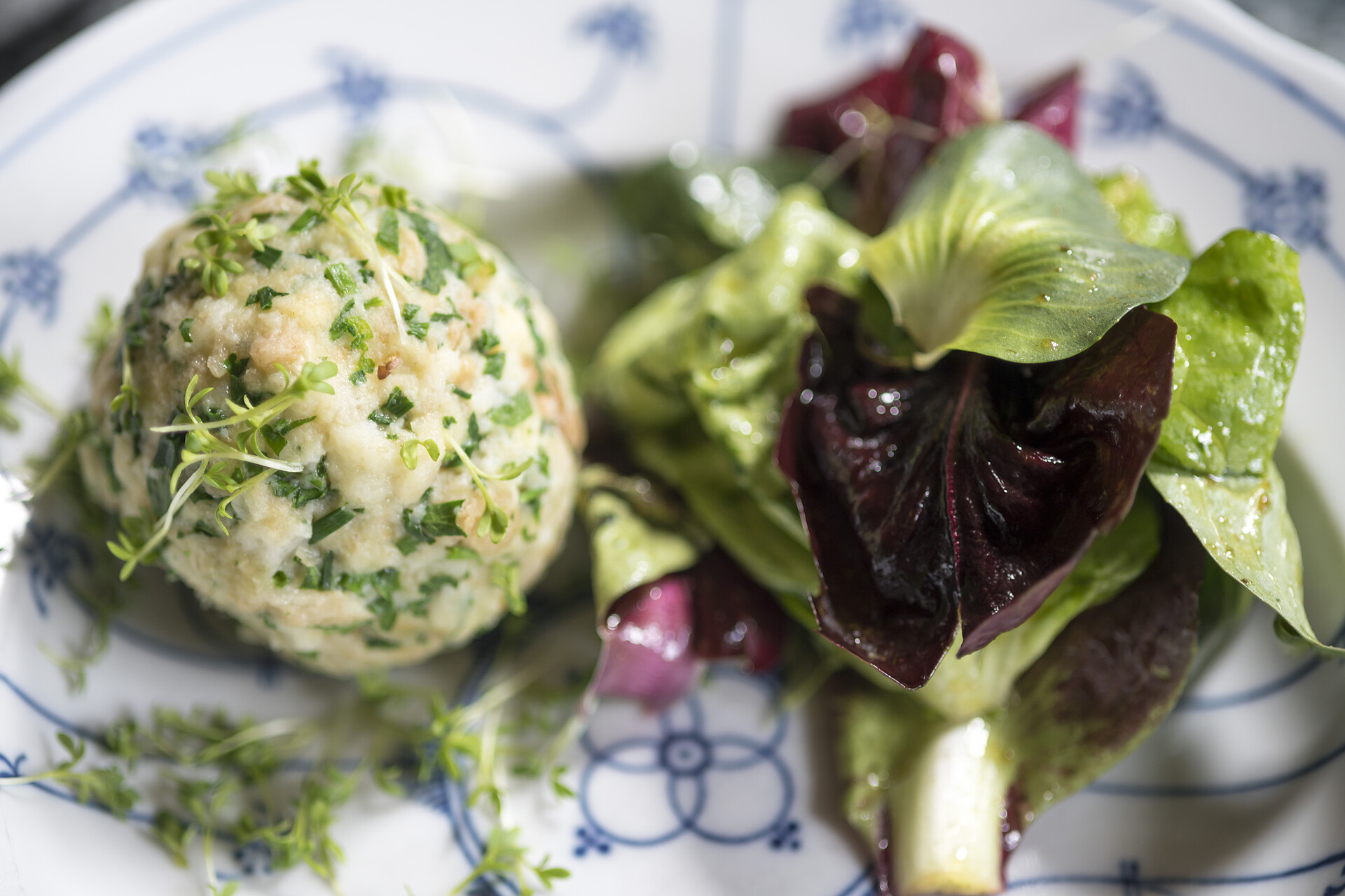 Kräuterknödel