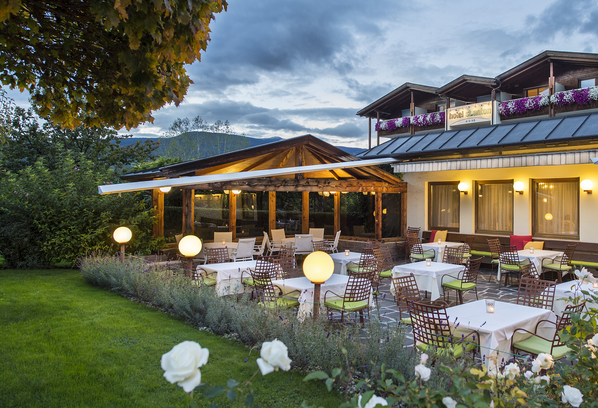hotel st. anton - Dolomites Region Seiser Alm - #2 - suedtirol.info