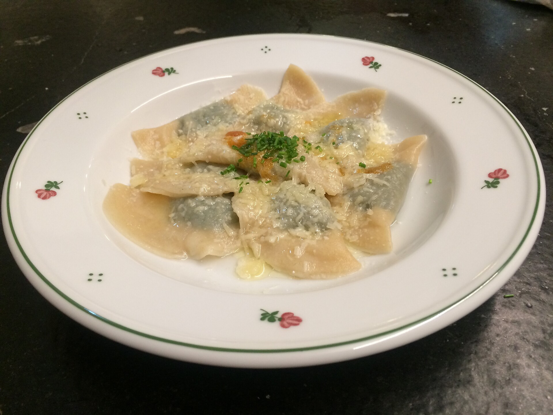 Paratoni