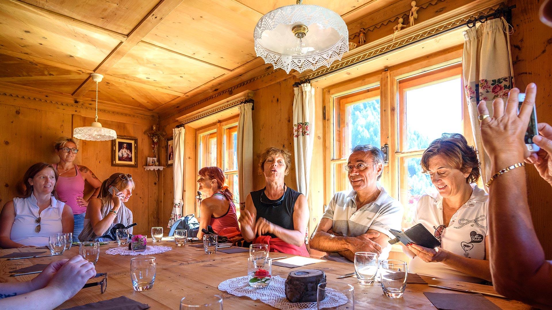 Mesc da Paratoni - Farm inn S.Crestina Gherdëina/Santa Cristina Val Gardana 7 suedtirol.info