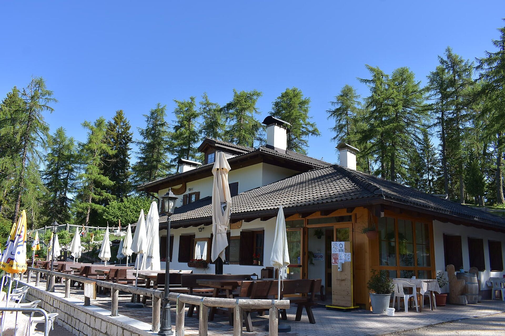 Rifugio Mezzavia - Strada del Vino - #3 - suedtirol.info