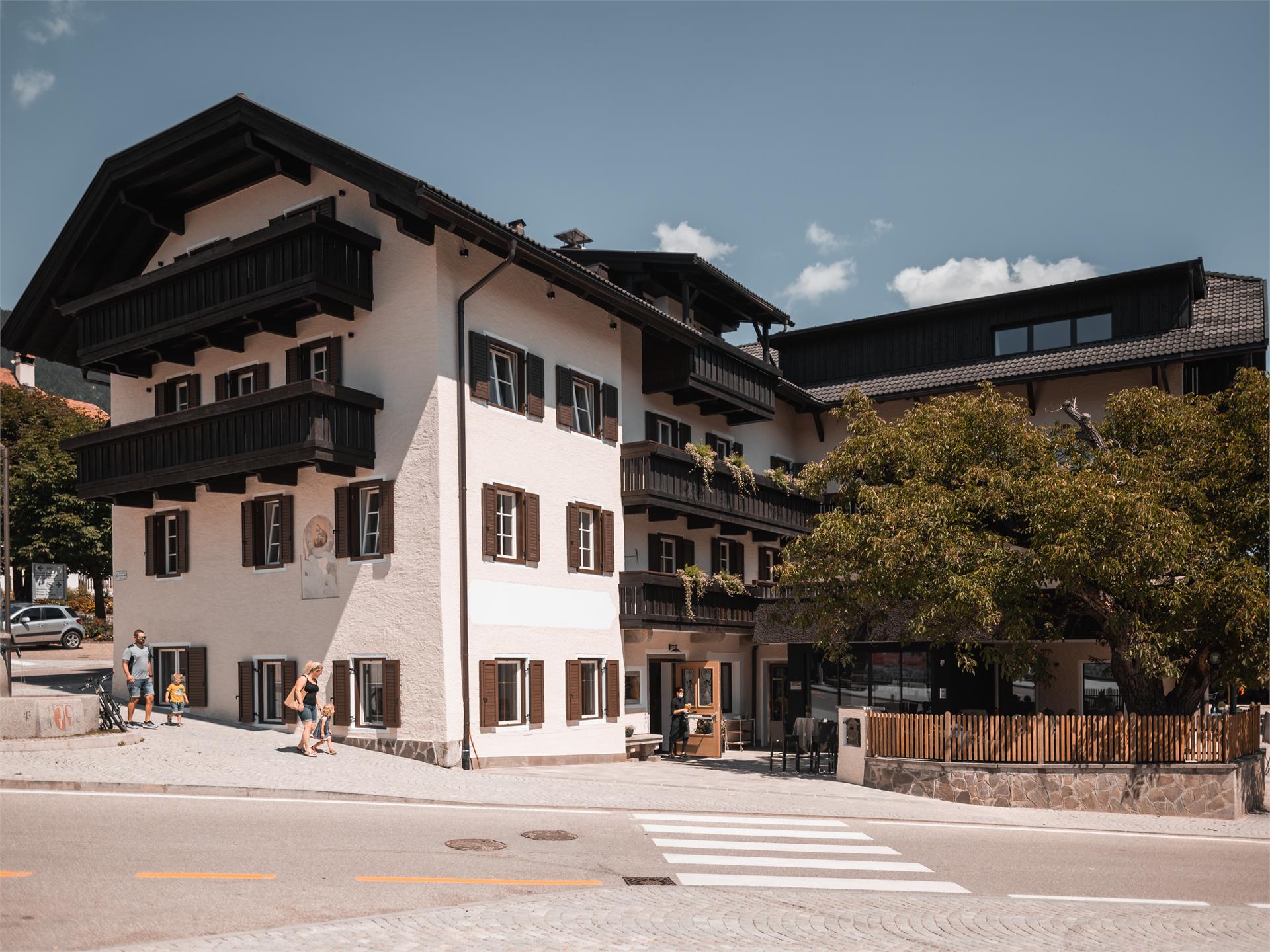Albergo Jochele Falzes 1 suedtirol.info