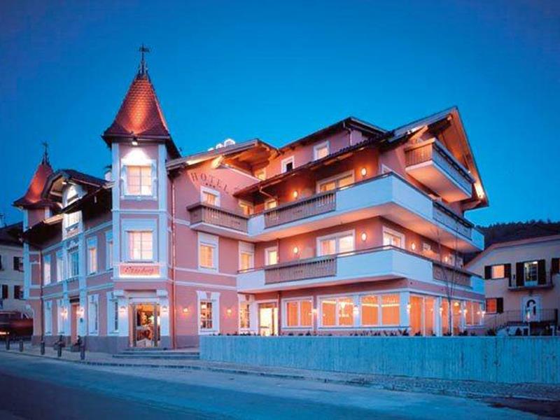 Hotel Restaurant Blitzburg Bruneck 1 suedtirol.info